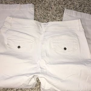 Tommy Hilfiger Pants - NWOT Tommy Hilfiger Janie Fit Chino Tommy Hilfiger Pants - NWOT Tommy Hilfiger Janie Fit Chino